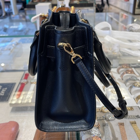 Michael Kors
Hamilton Small Satchel Leather
Color: Black Multi 
NWT - Picture 10 of 16